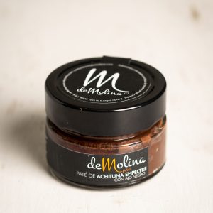 pate de aceituna empeltre con ajo negro